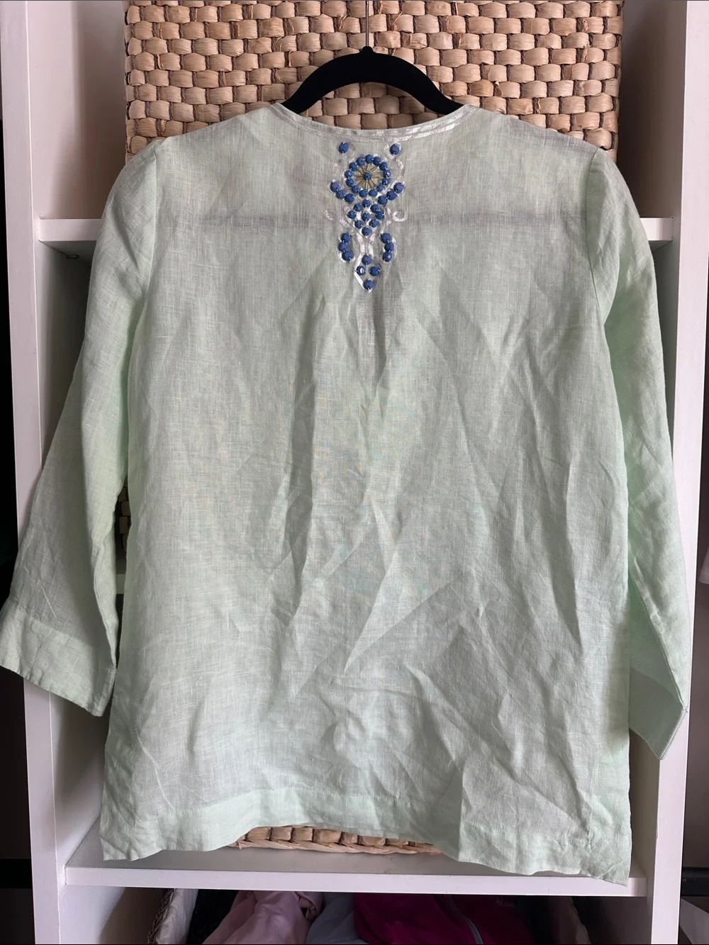 Lilly Pulitzer Amelia Island tunic top is 100% linen! Like new